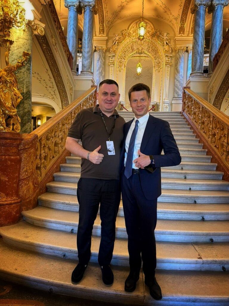 Олександр Казаков, Олексій Гончаренко